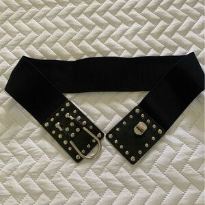 Black elastic belt
